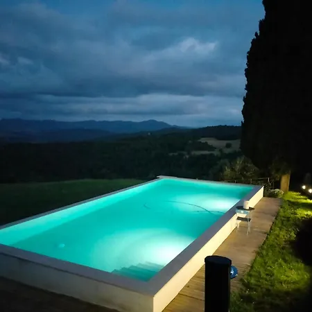 Podere La Apartment *